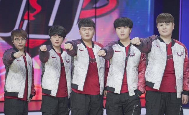 最终在国际 最终在国际